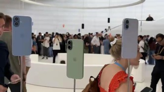 iPhone，活成“通用”參照物！