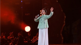 著名抒情花腔女高音歌唱家吴碧霞再唱《长城谣》