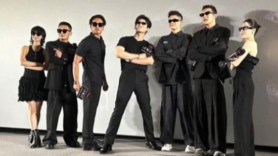 白敬亭再闖循環(huán),《不眠日》首映全員成團(tuán)出道