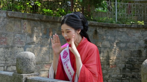 壽春奇觀、泉涌如珠，世界旅游小姐遇見(jiàn)千年不竭的珍珠泉