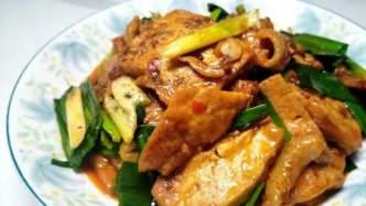 餐邊拾遺｜熊掌豆腐
