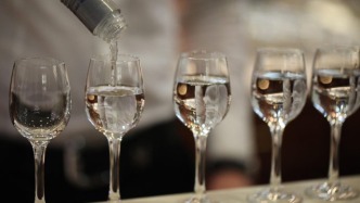 中秋白酒銷售或同比下滑超20%？白酒為啥不被歡迎了？