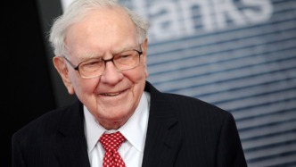 手握3400億美元，巴菲特的現(xiàn)金“困境”開始顯現(xiàn)