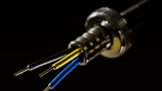 袁嵐峰：當(dāng)你用電的時(shí)候，就用到了量子力學(xué) | 科學(xué)世界·視點(diǎn)