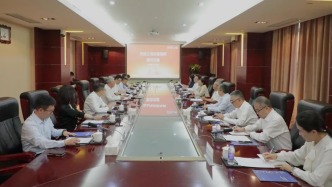 上海交易集團黨委書記、董事長余旭峰帶隊拜訪上海市檢驗檢測認證有限公司