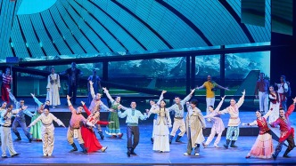 《天山問渠》在蘇州上演 繪就民族團結(jié)新畫卷