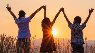 親子關系與生命教育——與孩子一同發(fā)現(xiàn)生活之美