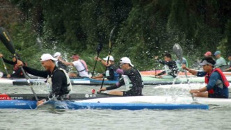 江蘇蘇州：全國50多名皮劃艇精英槳手同臺競技