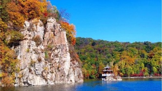 鏡攝龍灣 詩意彩秋