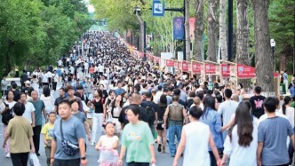 “一轴两翼” 协同发展 老街区新商圈联动绽放——长春新民大街历史文化街区解锁城市消费新密码