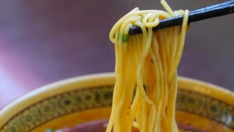 烏魯木齊10碗熱乎的湯湯水水，讓人吃得豪橫又柔情