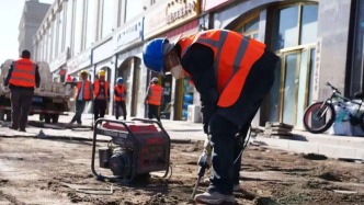 家門口的路翻新啦！