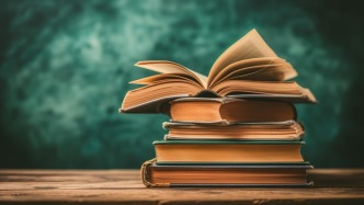 中國經(jīng)濟社會發(fā)展的突破性變革