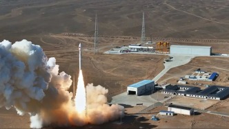 一箭三星！力箭一號(hào)遙八運(yùn)載火箭發(fā)射升空