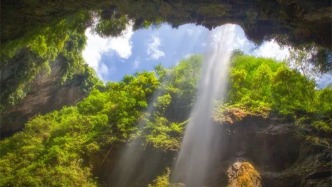 十月錯峰游武隆 | 4 件事承包秋日秘境，清凈又出片