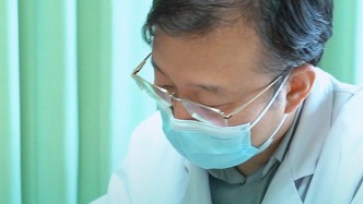 妈妈想一次做好蟹钳多指，从宝宝出生一直等了4年半