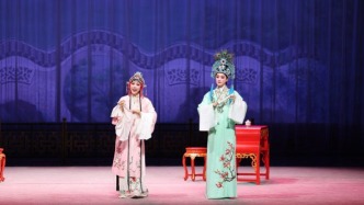 溫嶺大劇院迎來張宇峰十年回歸首演 越劇經典《盤夫索夫》重磅亮相