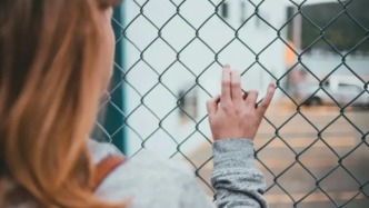 求助心理咨詢：我好像對(duì)生活失去了感知能力，對(duì)一切都很麻木，怎么辦？