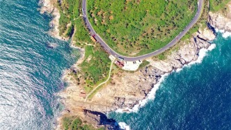 海風(fēng)開道，秋色伴跑！威海喊你“動起來”~