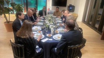 王輝耀應邀出席巴黎和平論壇“10-10-10晚宴”，與全球政商學領袖共話多邊合作