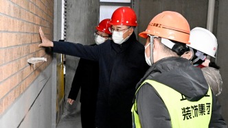 黄强到长春丰乐剧场旧址调研