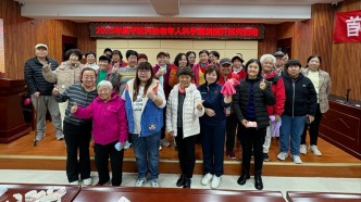 毛巾当做健身神器，科学运动展示银发健康新活力！