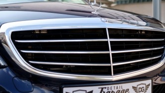 连导航都要收费，又被传大裁员，巨头奔驰怎么回事？