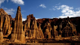 假期，云南元謀浪巴鋪土林該有的日子