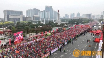 南昌马拉松期间，选手可免费乘公交地铁