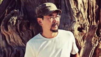 一個浙江小伙在新疆生活30年，用111個詞條，去呈現(xiàn)這個“美的自治區(qū)”