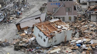 從2025末日預(yù)言到板塊俯沖帶：“日本沉沒(méi)”的真實(shí)地質(zhì)學(xué)