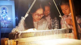 絲縷上的風(fēng)雅頌：相城緙絲的慢捻風(fēng)華