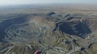 回眸丨中國稀土破局逆襲，我們從未忘記他