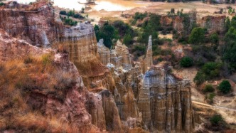 元謀浪巴鋪土林，仿佛走到了另外一個(gè)星球