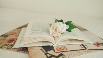 未簽約但已付定金，編劇開始創(chuàng)作，書面合同是否成立？