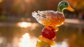 “出圈”預(yù)定！這串城市限定糖葫蘆藏滿驚喜