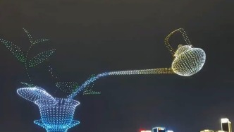 今昨晚的深圳，城市夜景很美，看到了无人机灯光秀