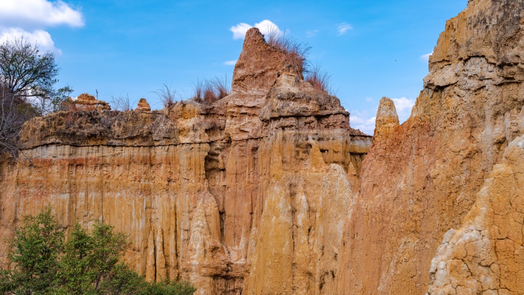 蒼穹之眼！醉入元謀浪巴鋪土林的一秋柔波