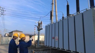 寒潮來襲，特巡筑牢溫暖度冬“電力防線”