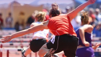 为什么女子跨栏比男子跨栏短10米？