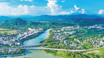 三亞東溪村：碧水興村 美景似畫