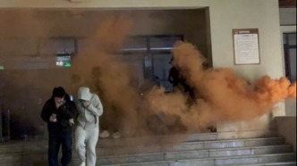 山東科技大學(xué)舉行夜間學(xué)生公寓應(yīng)急疏散演練