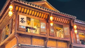 霸王茶姬、喜茶都在跟，年轻人正捧红一批“地域文旅奶茶”