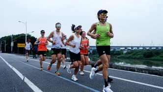 2025佛山市環(huán)兩江歡樂跑報名通道開啟，12月14日開跑