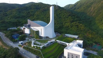 這座能喝咖啡、能爬山的“白天鵝”，竟是垃圾發(fā)電廠？