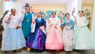 當(dāng)冰雪吉林遇見多國外交官：在延邊民俗園里上了一堂“中國文化課”