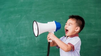 “你個老六”背后的心理密碼：孩子為何沉迷網(wǎng)絡(luò)爛梗？