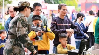 民兵挥桨激浪！禅城54支草艇水上“强军”