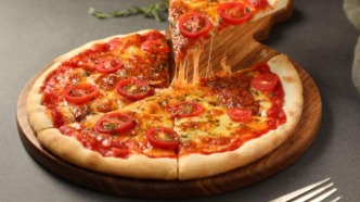人均30元以下，品牌加速下沉开店，披萨赛道迎来新变局？