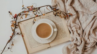 被授權(quán)方若無(wú)根本違約，授權(quán)方將發(fā)行權(quán)二次授權(quán)將構(gòu)成根本違約